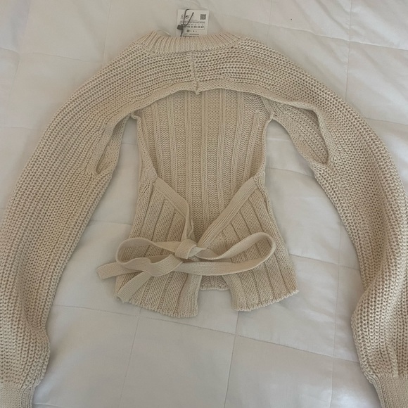 Zara cream open back sweater - Picture 3 of 10